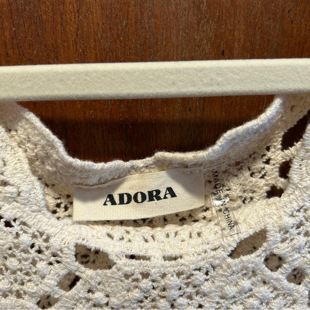 High/Low top - Picture 3 of 3